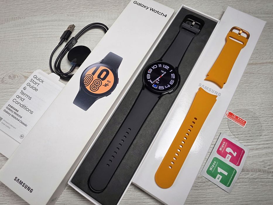 НОВИЙ • Смарт-годинник Samsung Galaxy Watch4 44mm LTE Black (SM-R875U)