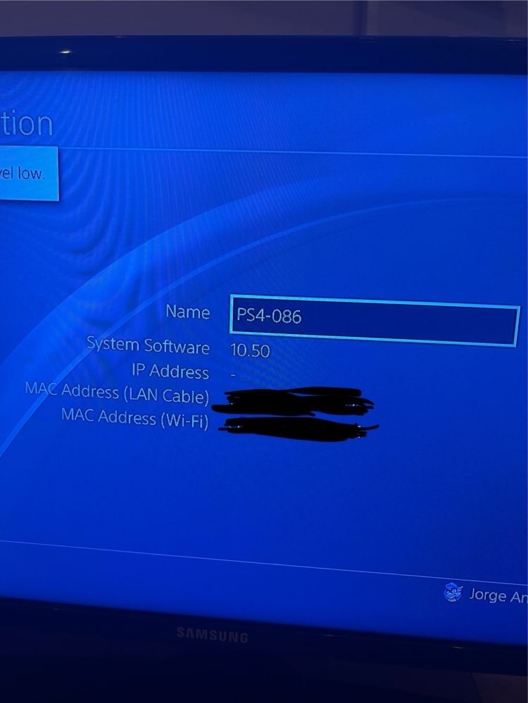 PS4 Slim 1 TB + 2 comandos