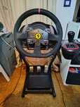 Volante Thrustmaster T300 Ferrari + Base + Stand + Pedais + Shifter