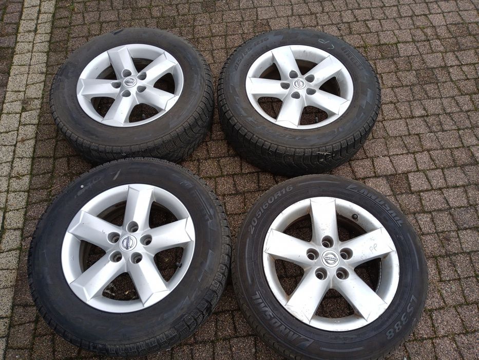 Felgi aluminiowe 16 cali r16 5x114,3 nissan Qashqai  xtrail opony zimo