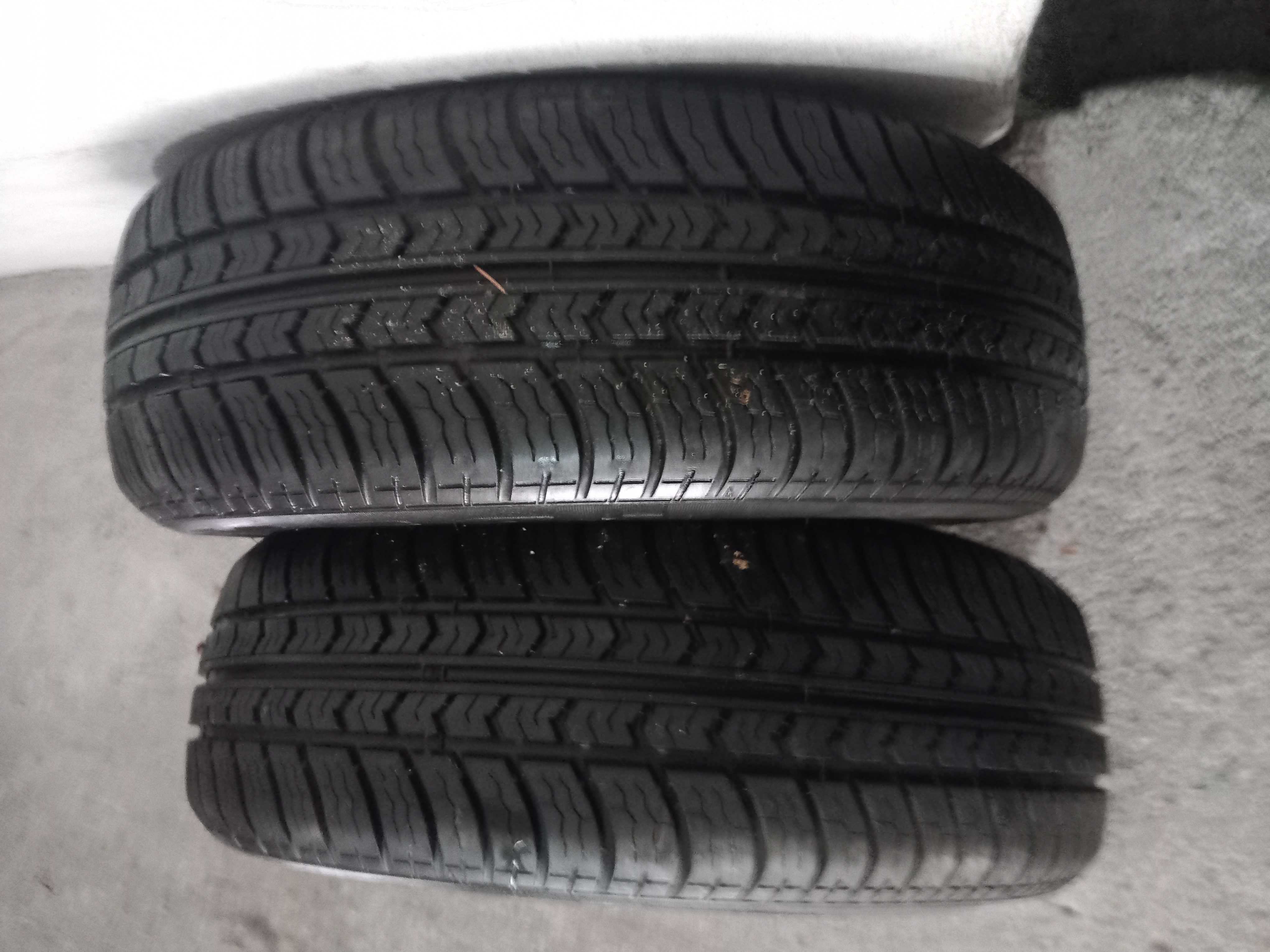 4 pneus Novos 195/65R14