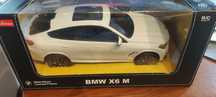 Auto BMW X6 na pilota
