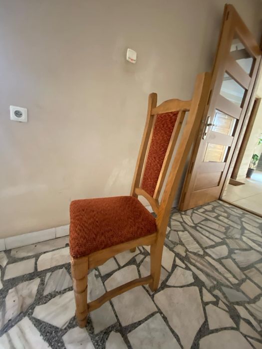 Krzesła dębowe drewniane