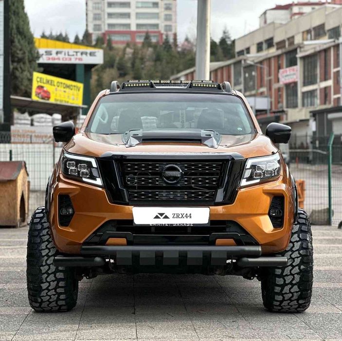 Orurowanie przednie Tiger przód rury Nissan Navara D23 2015-