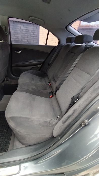 Автомобіль nissan primera