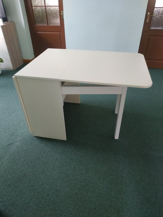 Продам стіл тумбу