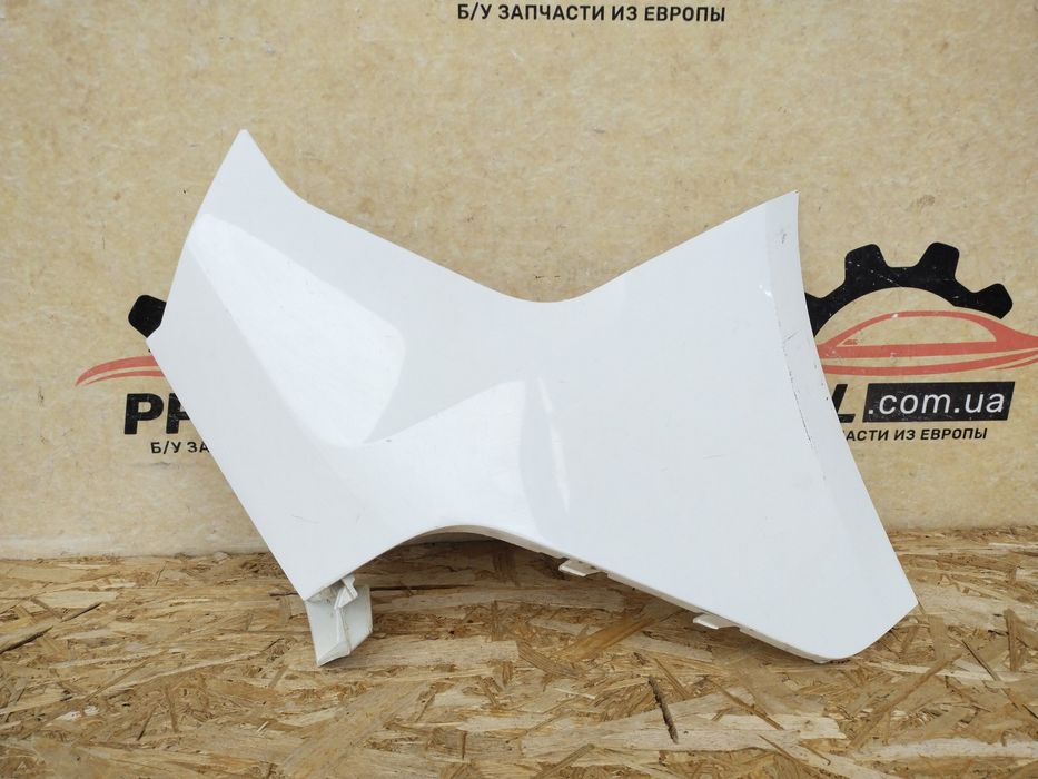 Ford Transit Connect 13- клык заднего бампера правый DT11-17926-B