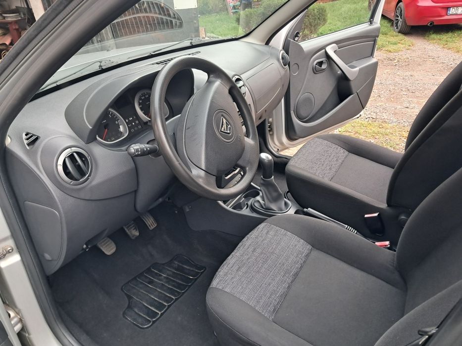 Dacia Duster 1.6 przebieg 142300 km