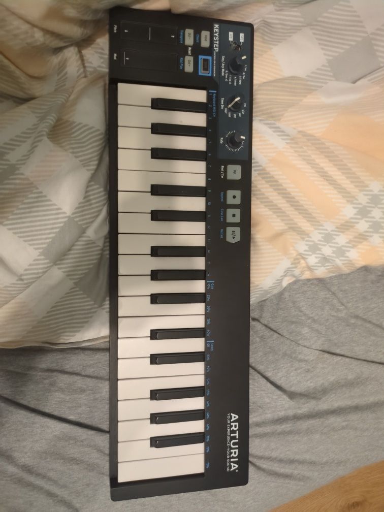 Arturia keystep klawiatura sterująca