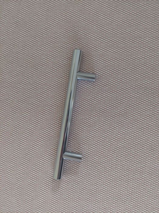 Ручка меблева металічна