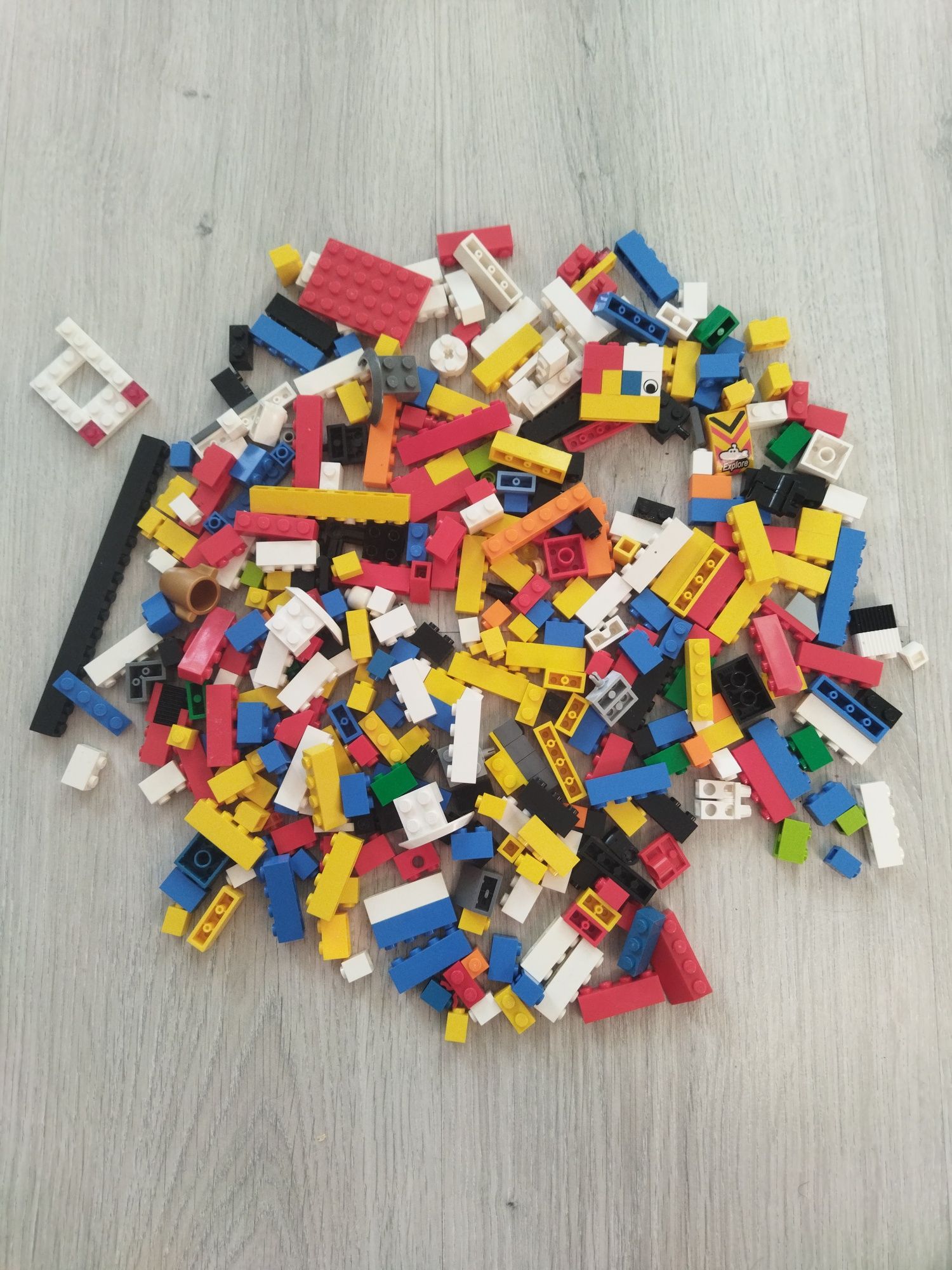 Детали от разных конструкторов LEGO/Лего