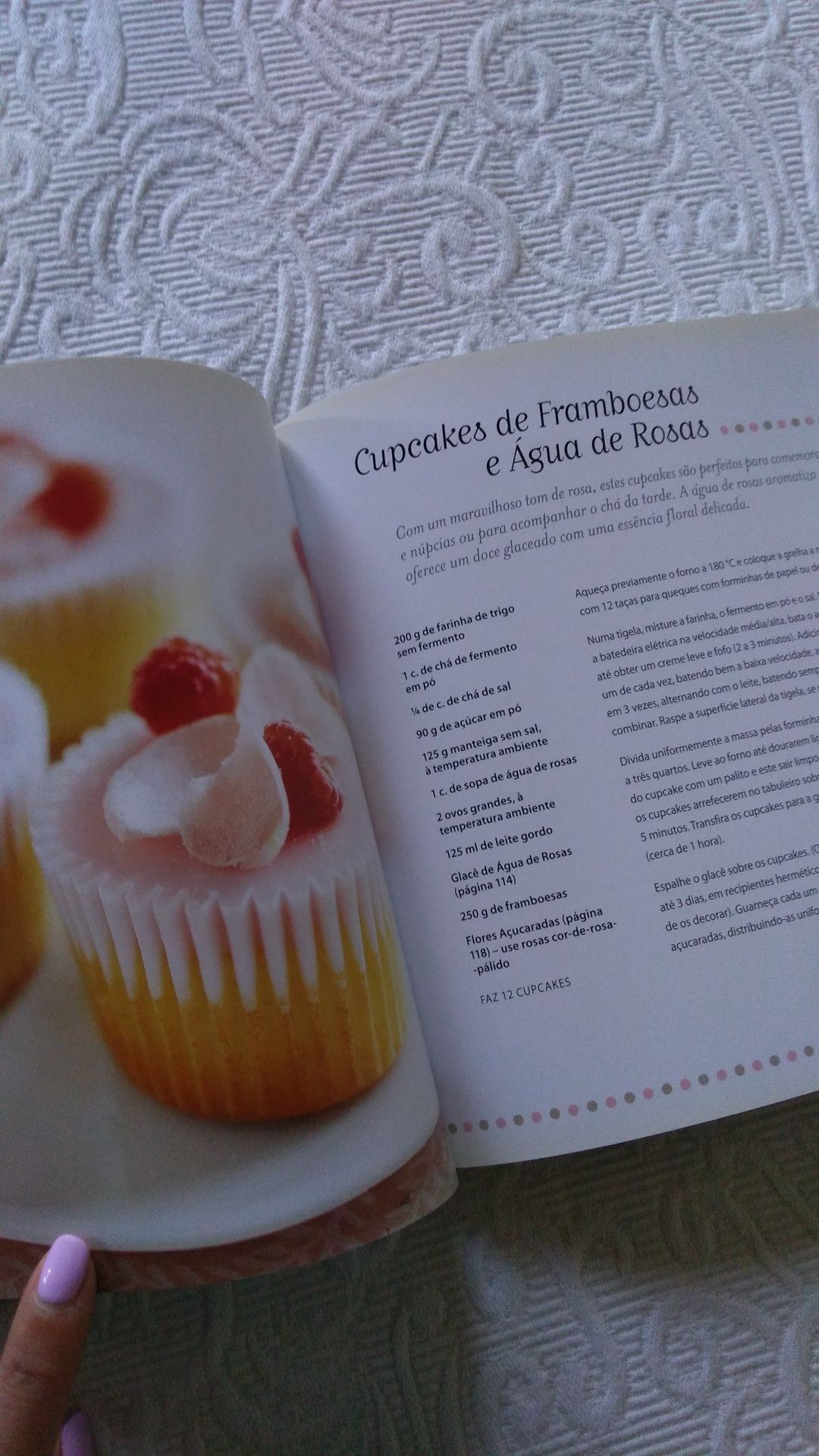 Livro Cupcakes de Shelly Kaldunski