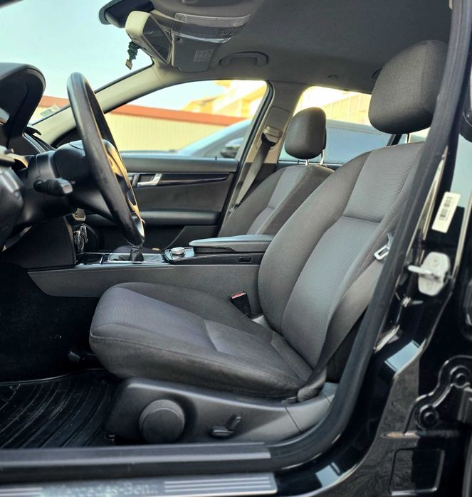 MERCEDES-BENZ C200CDI AMG 136CV