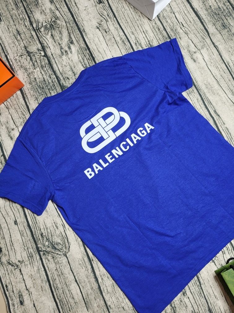 Koszulka t-shirt Balenciaga
