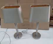 Par de candeeiros de mesa.