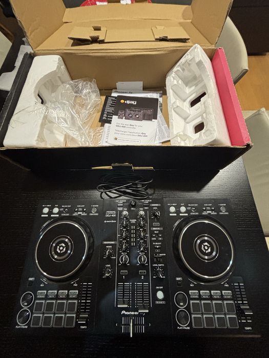 Controladora DDJ-400