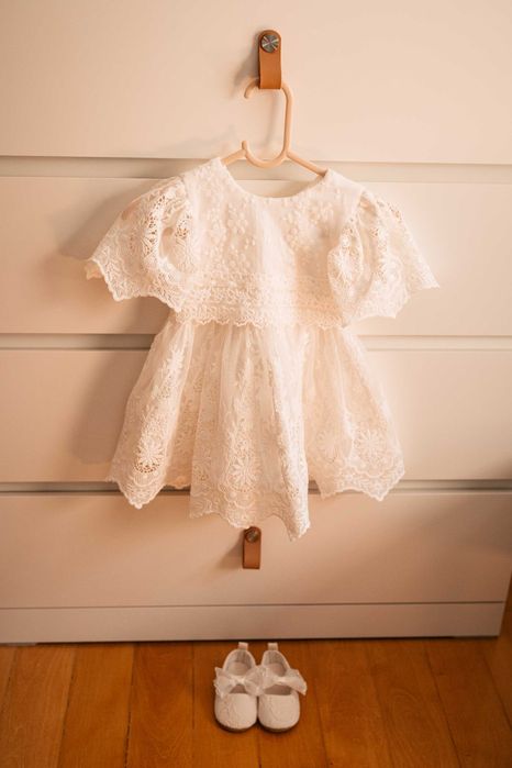 Zestaw na chrzest sukienka Blanifi r. 80 buciki Milulove spinka Noeli