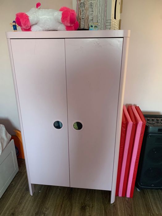 Szafa Ikea różowa