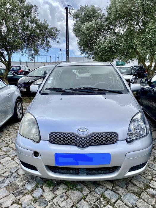 Toyota Yaris 1.0 de 2004 com motor gripado
