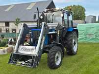 Ciągnik Belarus MTZ 820