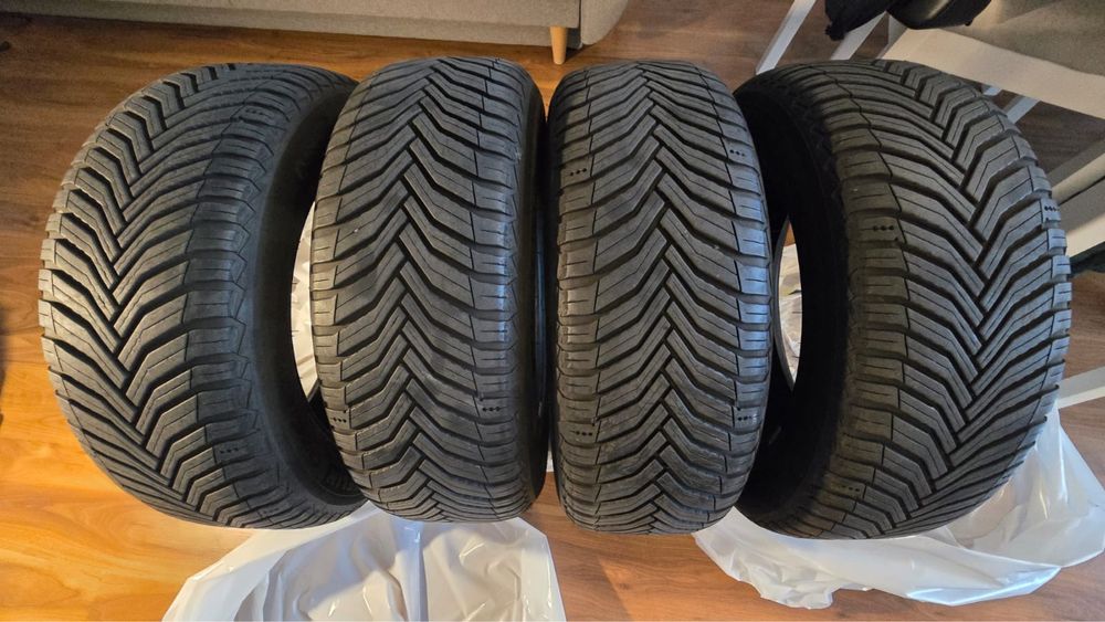 Michelin cross climate 2 R16 205/55