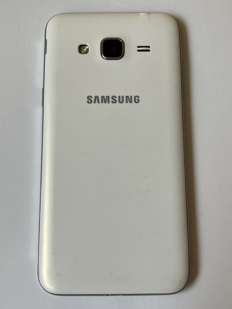 Samsung Galaxy J3 2016 Biały (Uszkodzony)