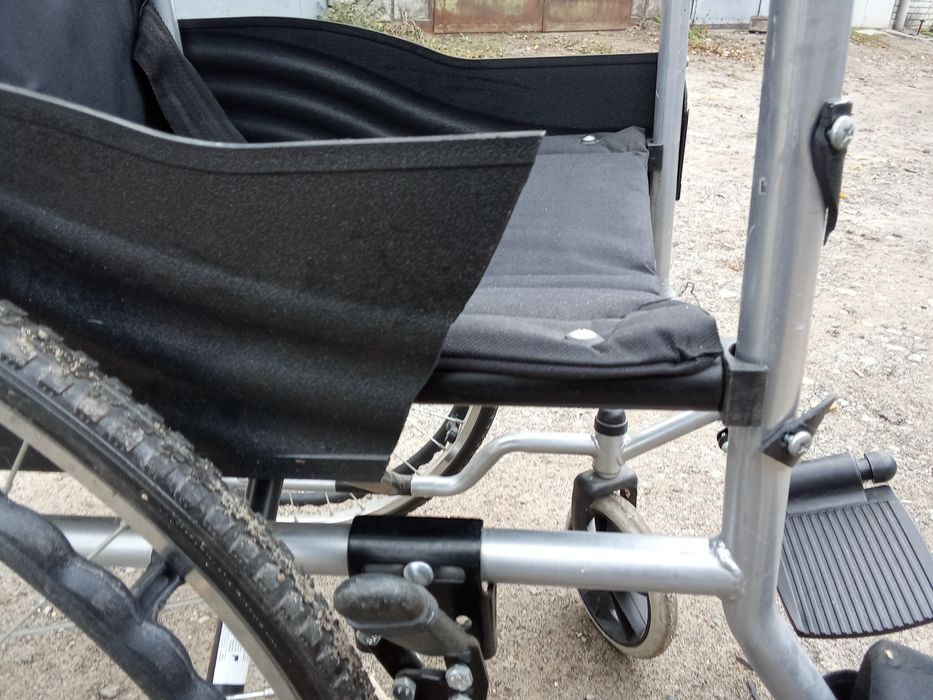 Инвалидная коляска