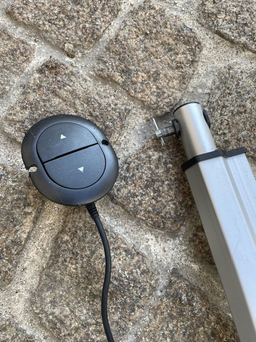 Braço extensível elétrico