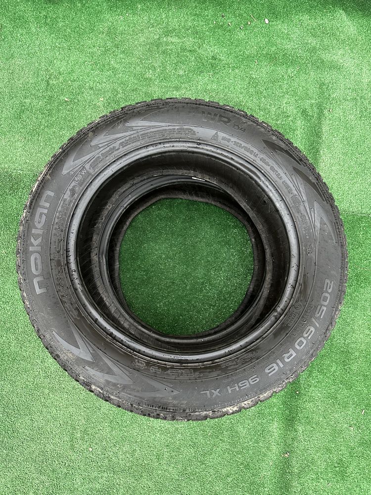 Зимові шини 205/60 R16 96H Nokian WR D3