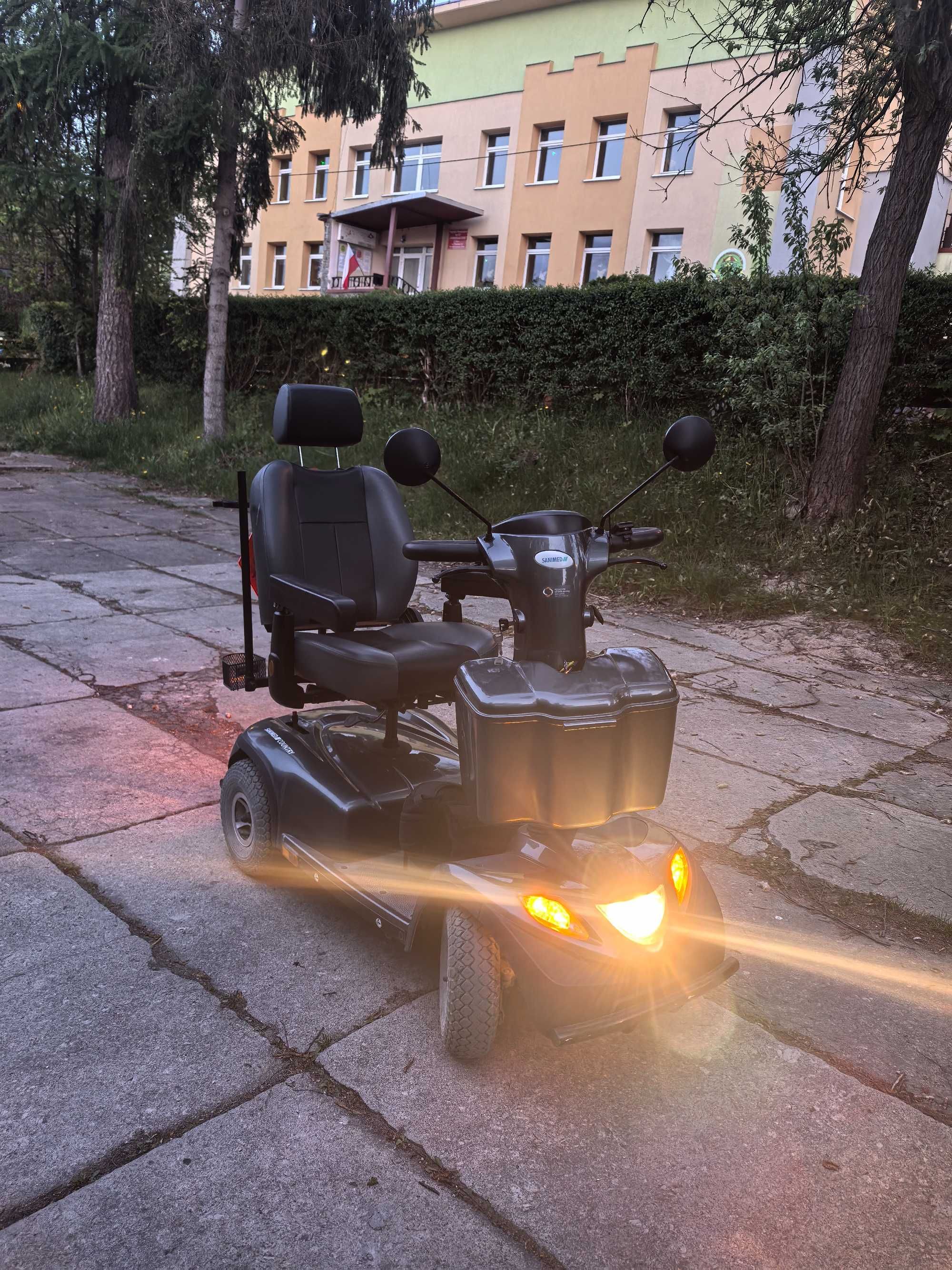 Elektryczny pojazd skuter dla seniora Sanimed dolnośląskie