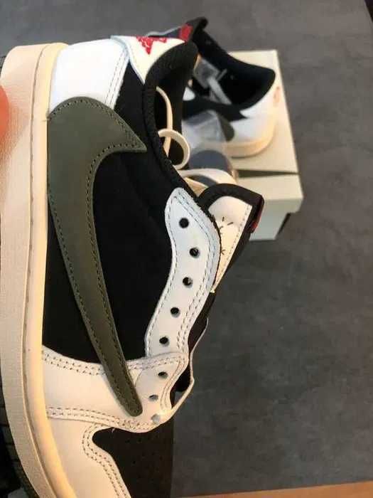 Buty Nike Retro Low OG SP / jordan 1 / Olive / Travis Scott R.40