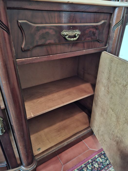 Móvel de Entrada com Espelho