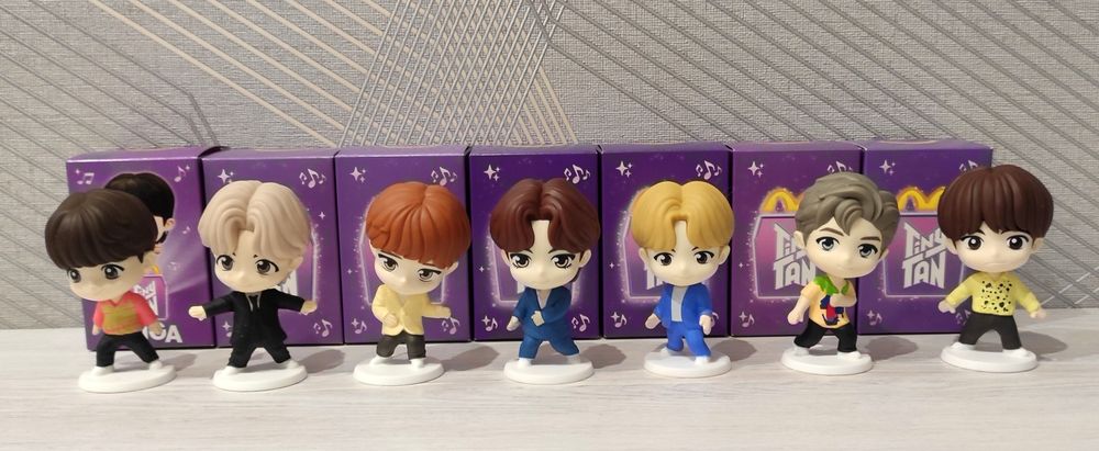 Фігурки BTS повна серія іграшки Macdonald's