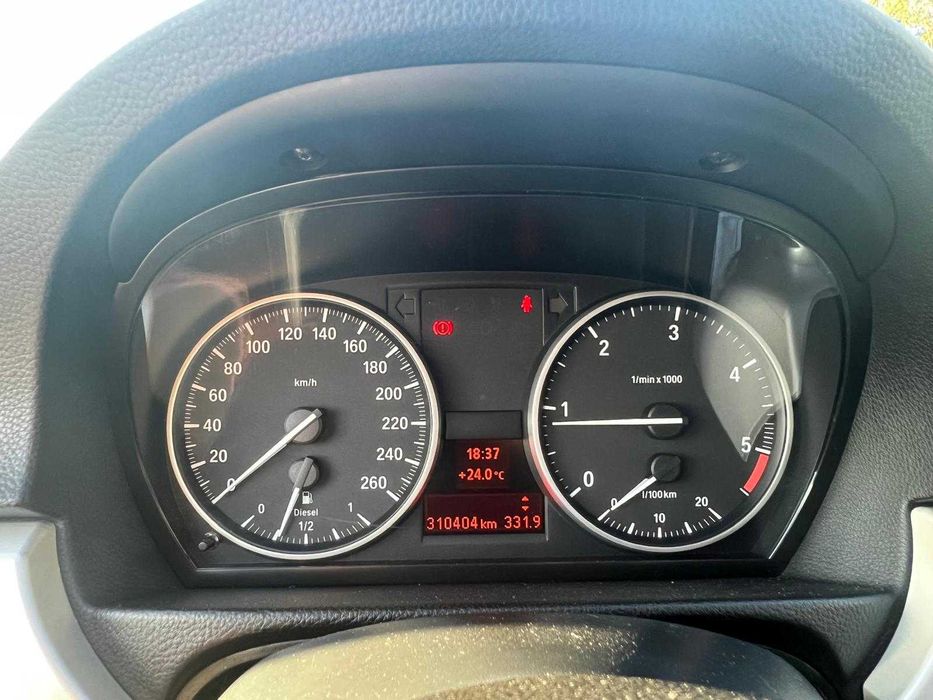 BMW 318d Touring E91 (2011) – Revisão 2024 + Pintura Nova