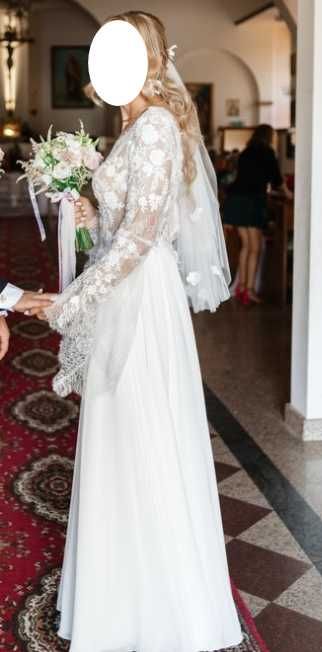 Suknia ślubna Villa Annais Bridal + welon
