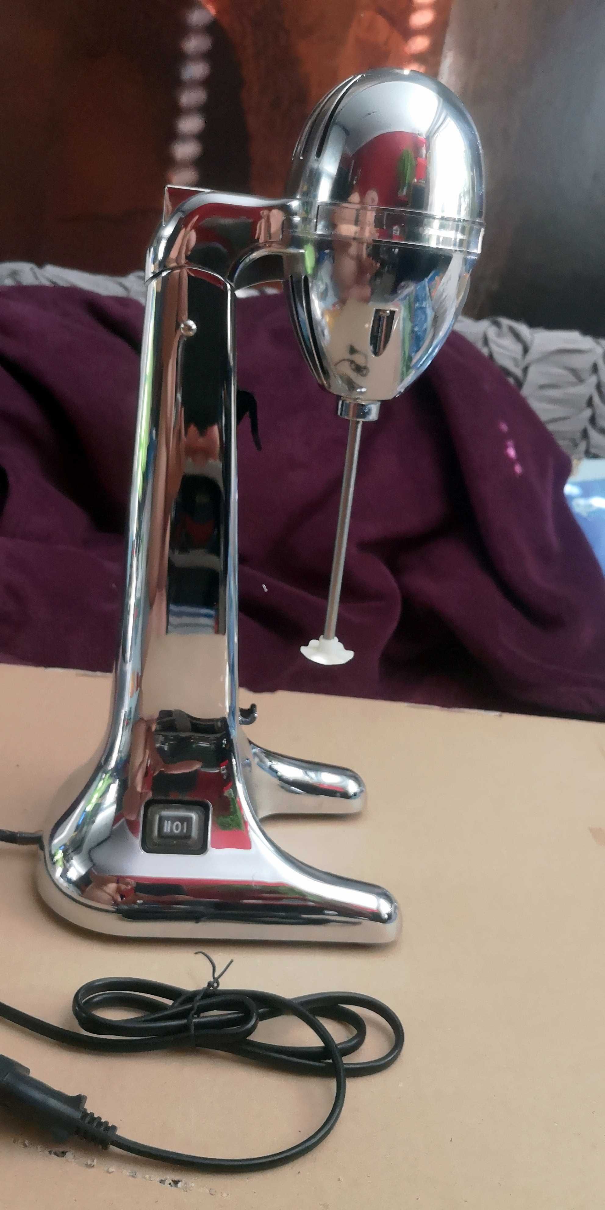 Shaker do koktajli Mikser  blender
