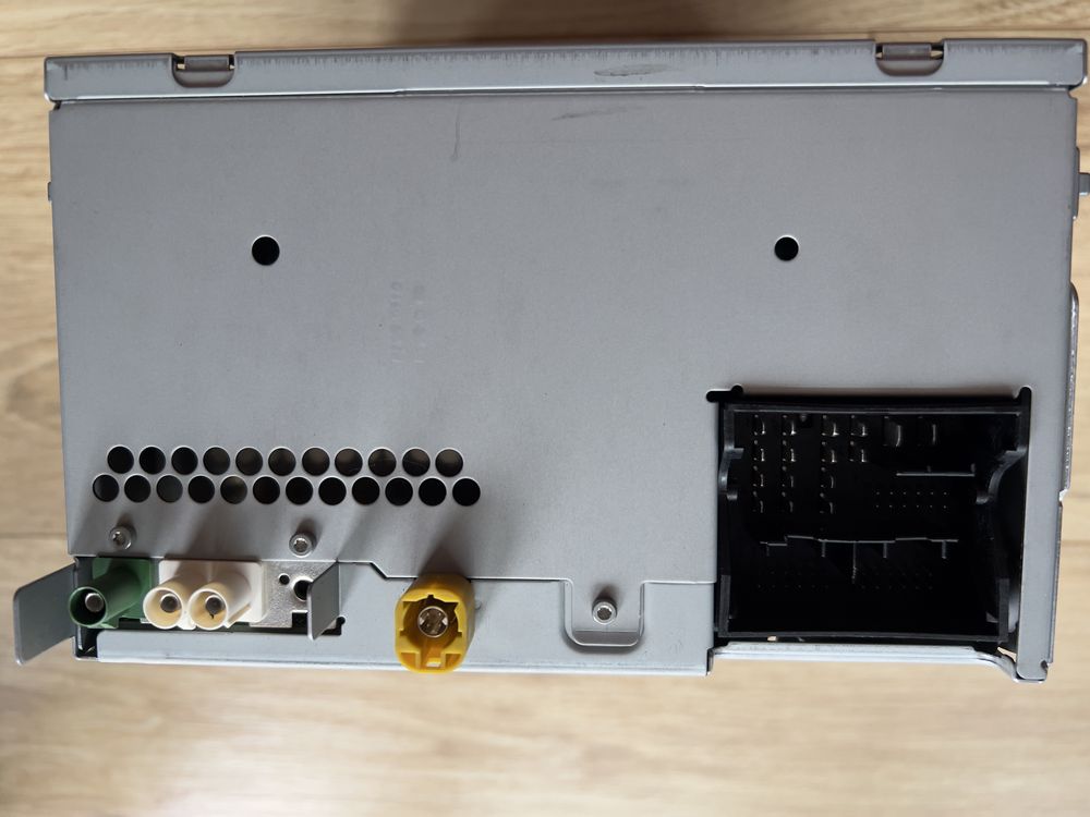 Radio multimedialne  composition Media vw OEM + ramka radia OEM