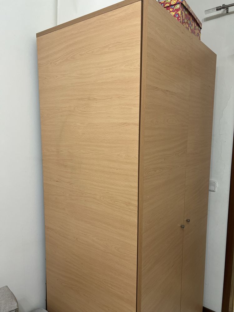 Armário para arrumações