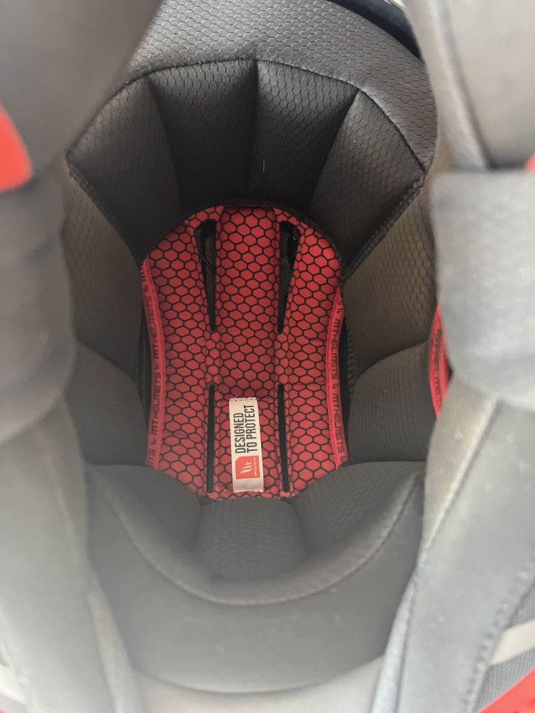 Oportunidade! Capacete MT + Cardo Spirit HD