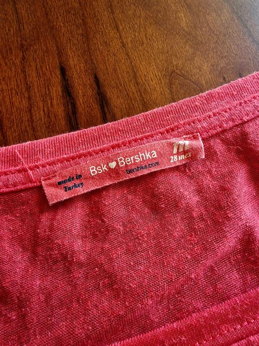 Top vermelho da Bershka