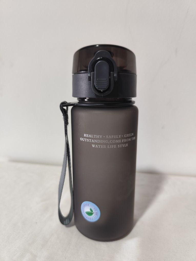 Garrafa Cinzenta Desportiva com Tampa Flip – 400ml [Nova]