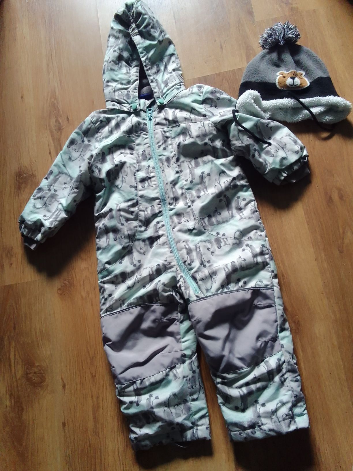 Kombinezon i czapka 86/92