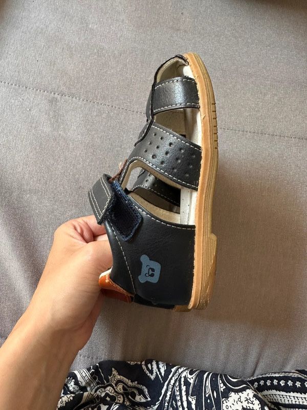 Barefoot Coccodrillo 25