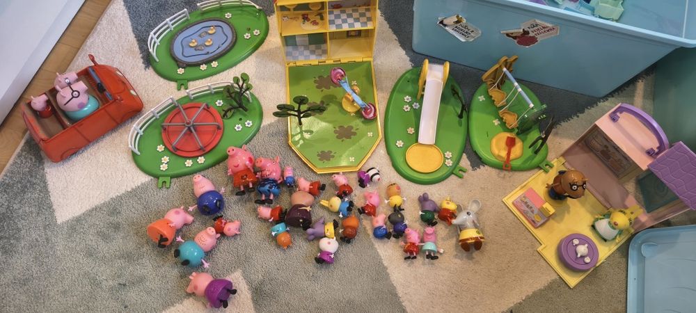 Świnka Peppa, Pig, plac zabaw, domek, kawiarnia, samochód, figurki