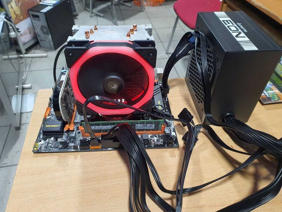 Матер. плата s2011 E5 с 16-ти поточн Xeon E5-2650v2 и 16 Гб DDR3.