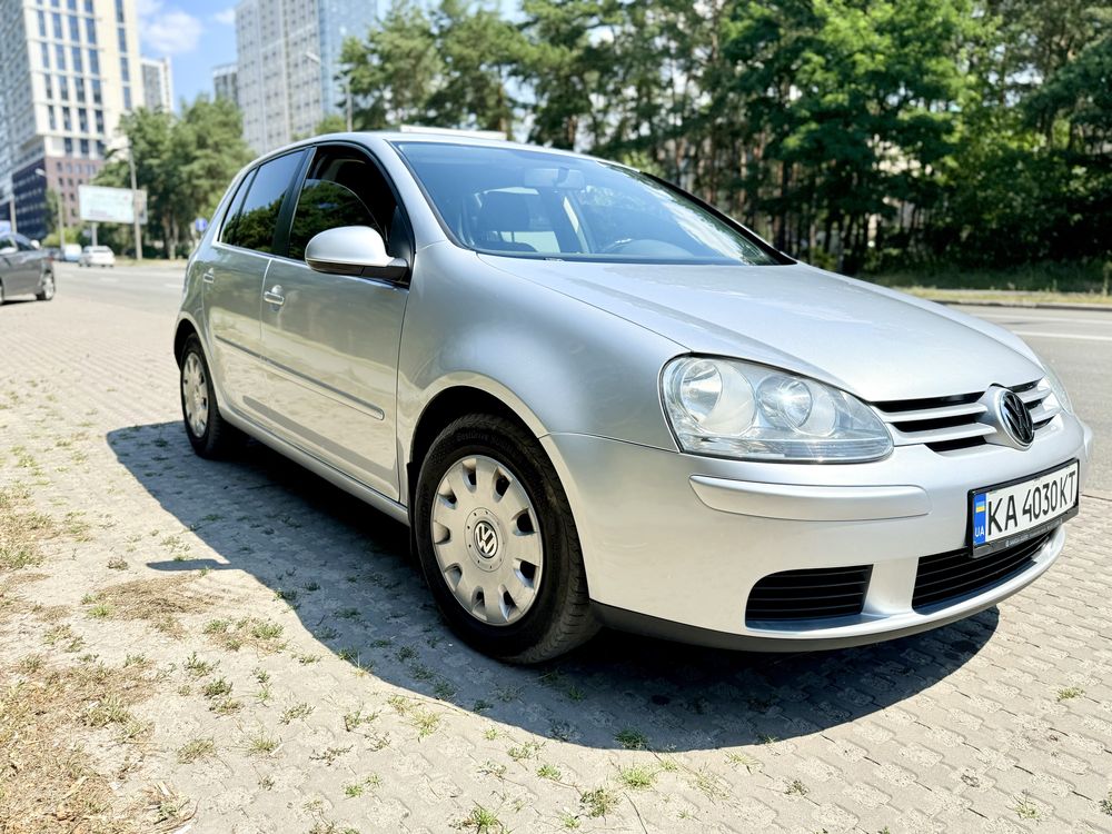 Продаю свій автомобіль WV Golf V 2007 року