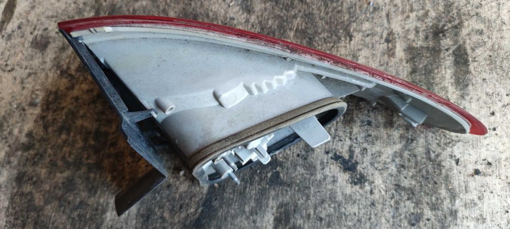 Ford Mondeo MK4 Lampa Lewa Tył Tylna Reflektor