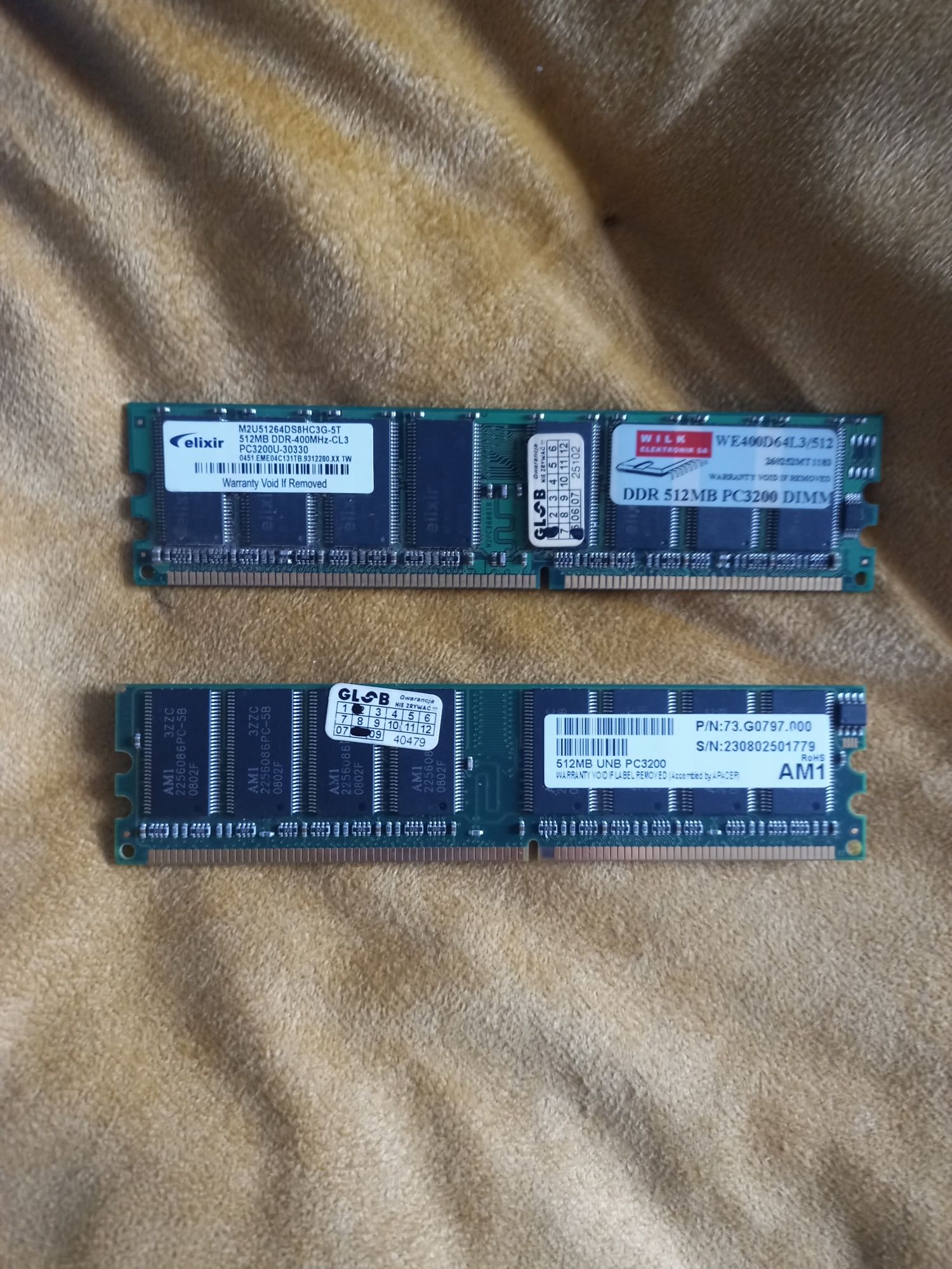 512mb x2 ddr ram ~400MHz