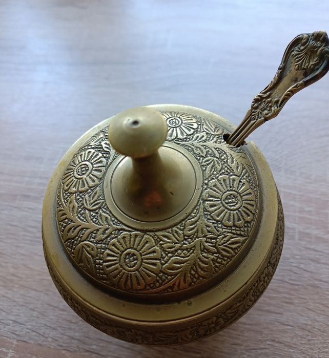 Cukiernica mosiężna