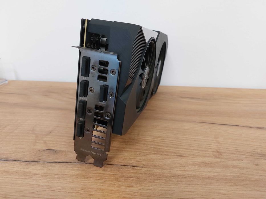 Asus GeForce RTX 3070 O8C